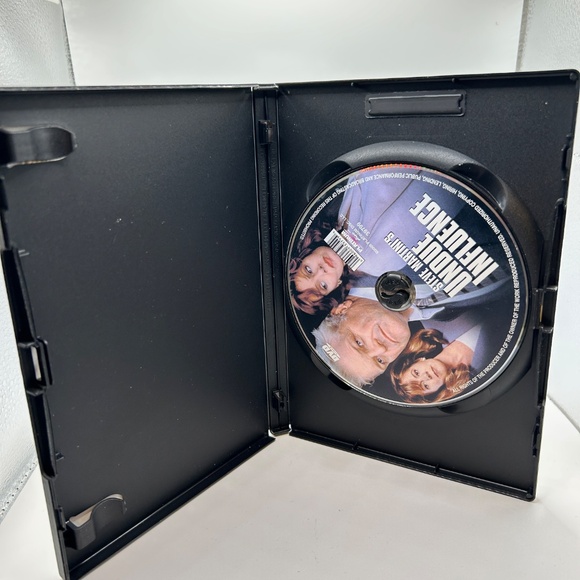 Steve Martini's "Undue Influence" DVD - Picture 3 of 4